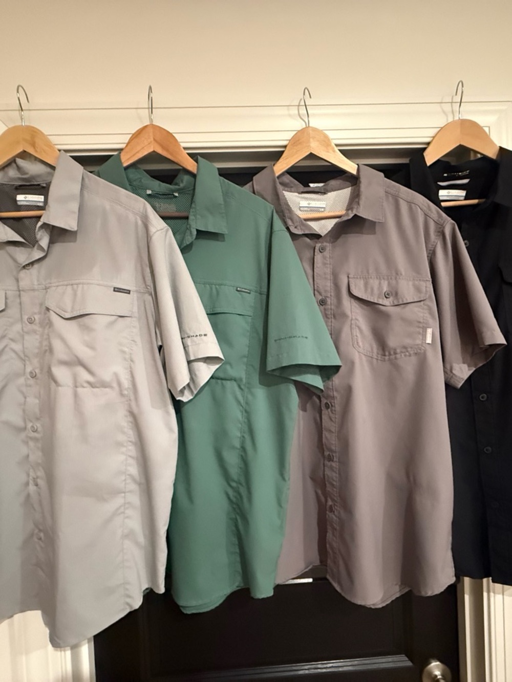 Columbia Men's Short-Sleeve Button-Down Shirts - Green, Gray, Light Gray, Black